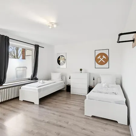 Budget 3 Bedrooms Perfect For Workers Gelsenkirchen