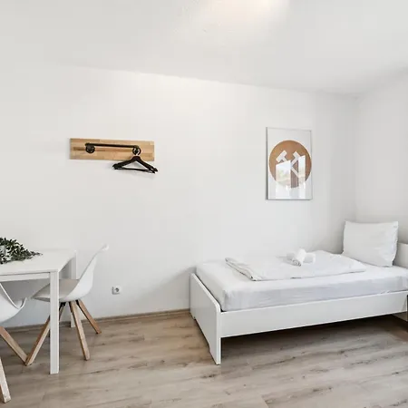 Budget 3 Bedrooms Perfect For Workers Apartman Gelsenkirchen