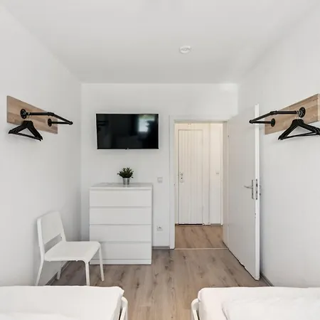 Budget 3 Bedrooms Perfect For Workers Apartman *