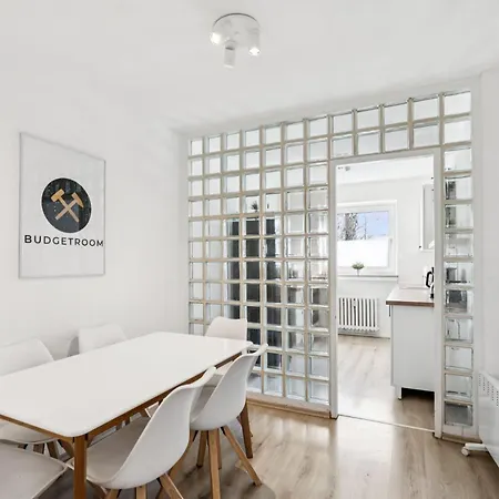 Budget 3 Bedrooms Perfect For Workers *